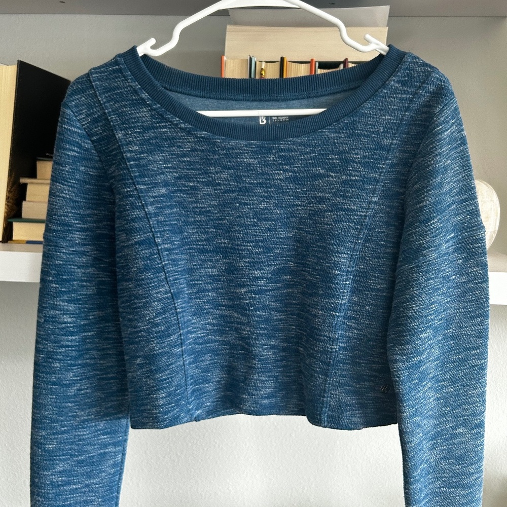 Buffbunny Blue Cropped Crew- Medium